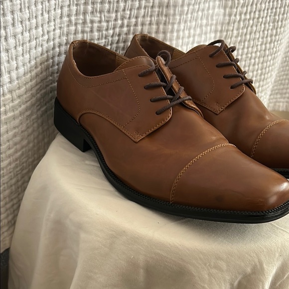 Alfani Brown Leather Men's Oxfords - Picture 3 of 13